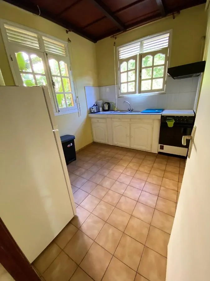 Διαμέρισμα Appartement Charmant A Pointe Noire Piscine Et Jacuzzi 54 M² Γουαδελούπη