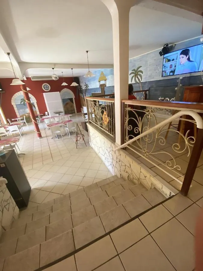 Διαμέρισμα Appartement Charmant A Pointe Noire Piscine Et Jacuzzi 54 M²