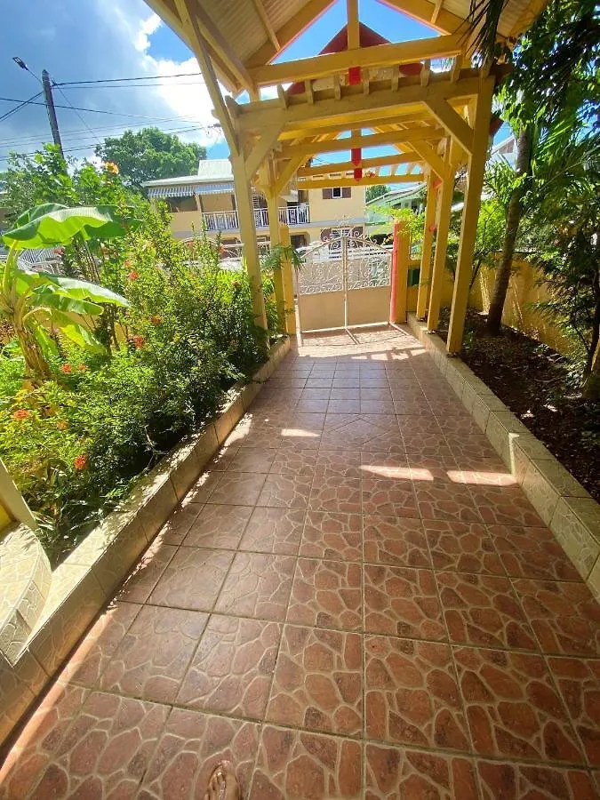 Διαμέρισμα Appartement Charmant A Pointe Noire Piscine Et Jacuzzi 54 M² Γουαδελούπη