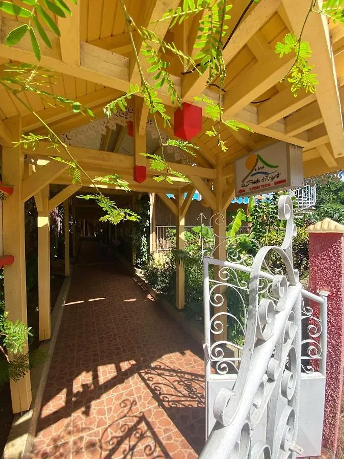 Apartment Appartement Charmant: Pointe Noire Retreat with Pool & Jacuzzi Guadeloupe